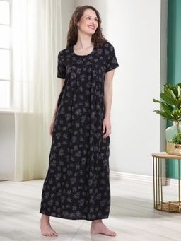 Quira - Women Black Cotton Blend Printed Nightdress