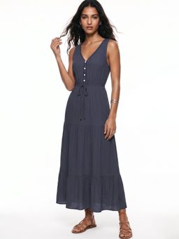 Outzidr - Navy Blue Sleeveless Tiered Dress