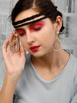 Odette - Mesmerising Pearl Dangle Earrings