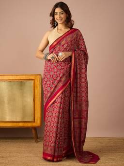InWeave - Women Viscose Blend Pink Floral Saree