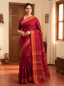 Ushvii - Women Pure Cotton Maroon Woven Handloom Saree