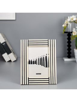 HomeTown - Venice Mdf Resin And Glass Stripes Photo Frame (5 X 7) Inch Off White