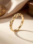Gold color option, Currently selected