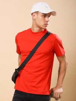 The Fit Theory - Men Nylon Red Solid Crew Neck T-Shirt