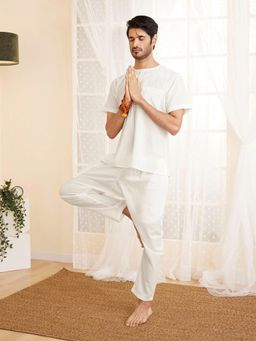 Vastramay - Mens White Cotton Kurta Pyjama (Set of 2)
