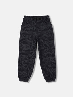 Blue Giraffe - Boys Navy Camouflage Print Mid-Rise Regular Fit Joggers Style Trouser