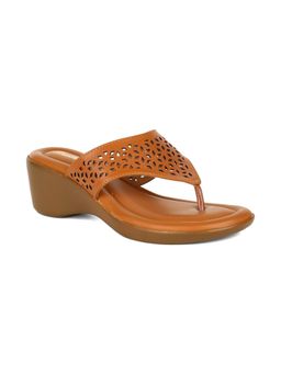 Bata - Detail Pattern Tan Heels