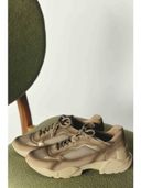 Nude color option