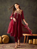 Maroon color option, Currently selected