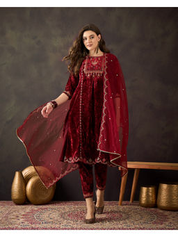 KVS FAB - Maroon Velvet Zari Sequence Embroidered Kurta Pant & Dupatta (Set of 3)