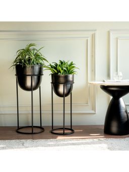 Logam - Nordic Planters with Stands