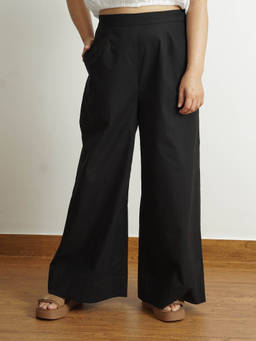 LOMA - The Black Easy Trousers
