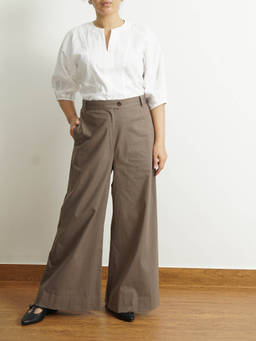 LOMA - The Taupe Wide-Leg Trousers