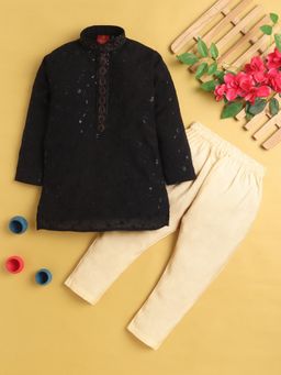 Jeetethnics - Boys Black Embroidered Kurta With Pyjama