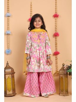 Superminis - Pink Floral Printed Kurta With Sharara And Dupatta