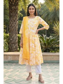 Aurelia - Women's Paisley Yellow Kurta with Pant & Dupatta
