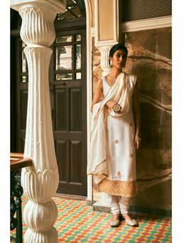The Whole Nine Yards - Kirat Ivory Kurta and Chudidar with Dupatta (Set of 3)