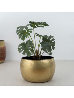 HomeTown - Metal Planter in Gold Colour