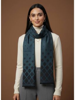 Zamour - Reversible Geometric Print Woollen Muffler