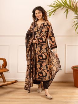 Autumnlane - Black Printed Three Fourth Sleeves Kurta Pant With Dupatta