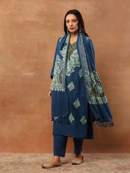 House of Chikankari - Kasmira Aari woollen Straight Kurta with Pant and Dupatta (Set of 3)