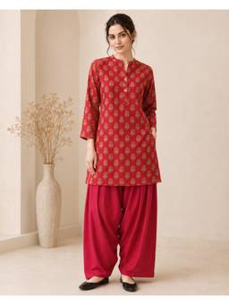 Jaipur Kurti - Red Floral Printed Straight Pure Cotton Kurta and Farshi Salwar
