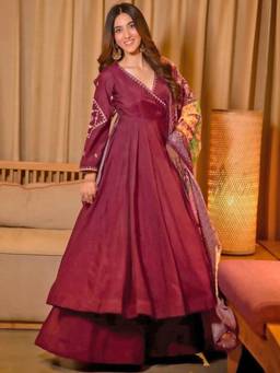 TWINS LADY - Maroon Rayon A-Line Kurta with Pant and Dupatta