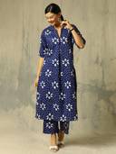 Navy Blue color option, Sold out, Currently selected