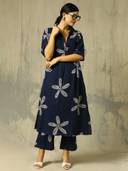 Navy Blue color option, Sold out, Currently selected