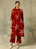 Red color option, Sold out, Currently selected