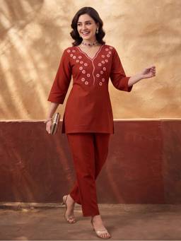 Jaipur Kurti - Women'S Rust Embroidered Co-Ord Set