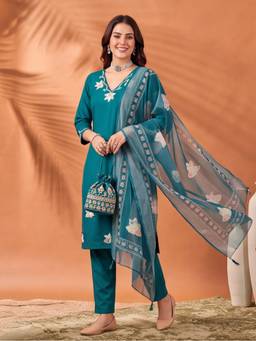 Jaipur Kurti - Women'S Teal Embroidered Kurta with Pant and Dupatta