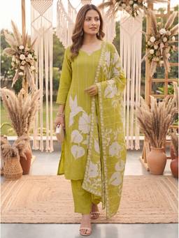 Yufta - Green Petal Soft Kurta with Pant and Dupatta
