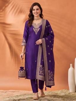 Jaipur Kurti - Women'S Purple Embroidered Kurta with Pant and Dupatta