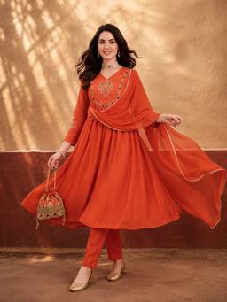 Jaipur Kurti - Women'S Orange Embroidered Kurta with Pant and Dupatta