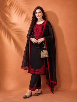 Jaipur Kurti - Women'S Black Embroidered Kurta with Pant and Dupatta