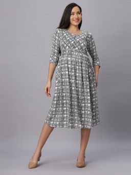 Mamma's Maternity - Women Black Cotton Checks Printed Maternity Dress