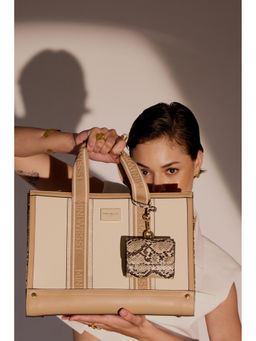 MINI WEST LONDON - Beige Prague Luxury Handbag with Pouch