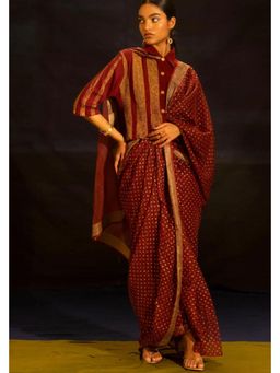 Banana Labs - Illume Rivet Maroon Saree