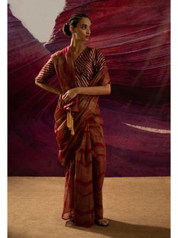 Banana Labs - Aurum Gold Wave Arizona Maroon Saree
