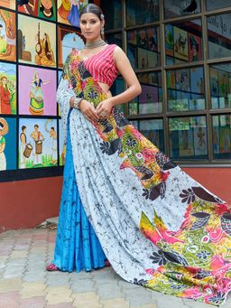 Akhilam - Women's Cotton White Printed Designer Saree with Unstitched Blouse