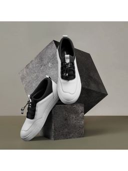 SOLETHREADS - Stanley White Solid Men Sneakers