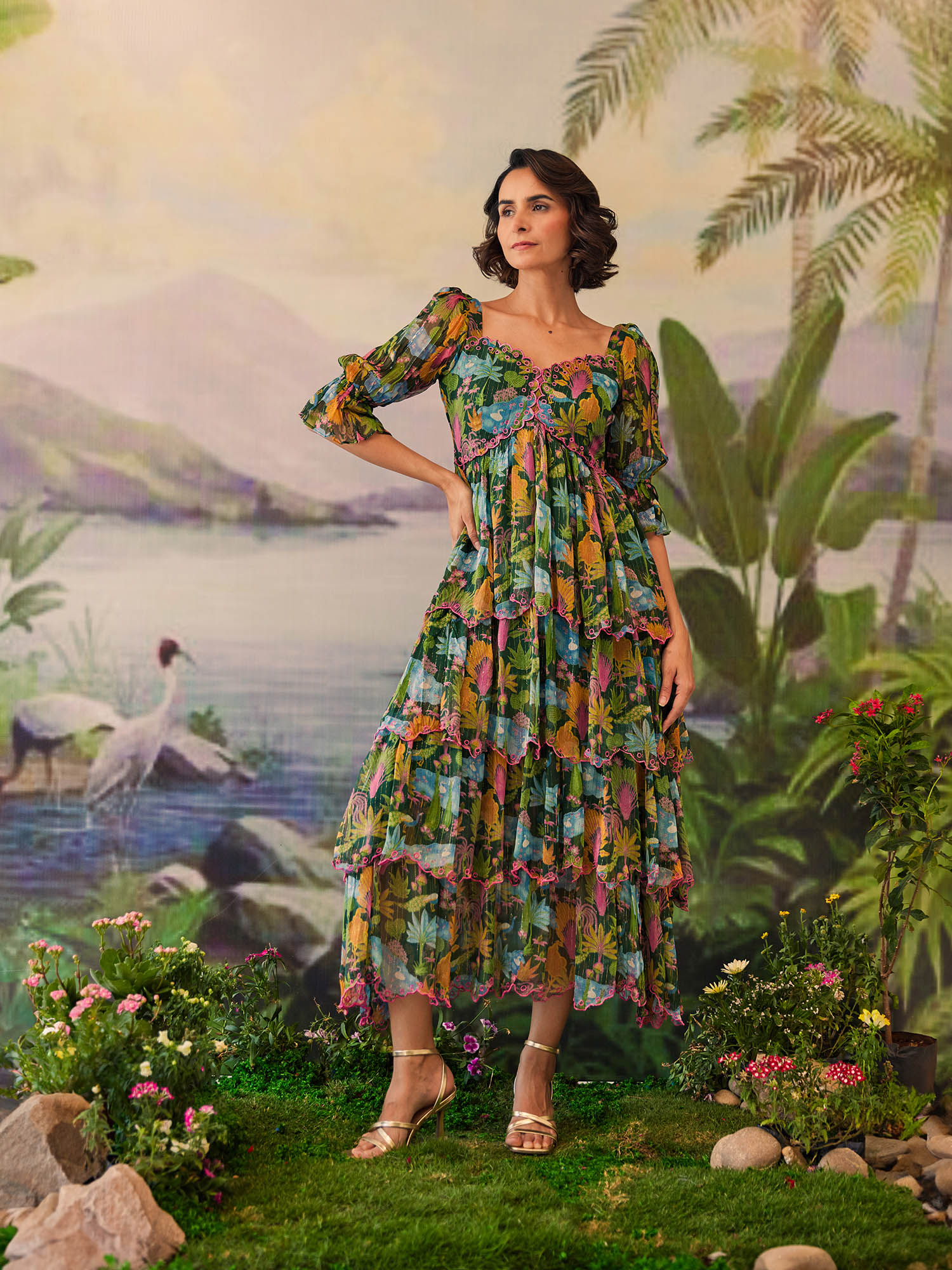 baise gaba Green Aanya Embroidery Floral Printed Midi Dress-picture-37
