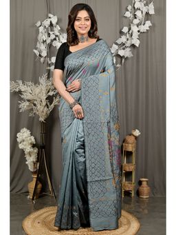 DipDiya - Dharai Dark Grey Cotton Blend Bengali Kantha Stitch Saree with Unstitched Blouse