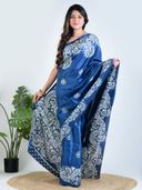 Blue color option, Currently selected