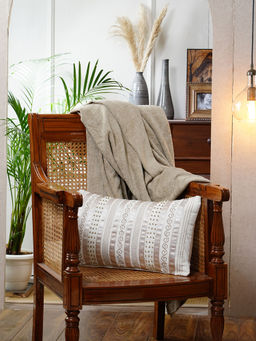 Maspar - Tranquil Essence AdorLacery 260 GSM Cotton Embroidery White Medium Cushion Cover