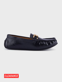IYKYK by Nykaa Fashion - Black Round Toe Chain Trim Loafer Flats