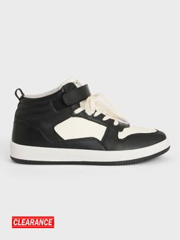 IYKYK by Nykaa Fashion - White and Black Round Toe Color Block Sneakers