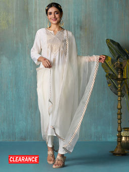 Likha - White Tyohar Embroidered Kurta Pant & Organza Dupatta LIKSKD291 (Set of 3)