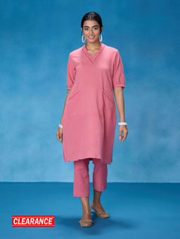 Likha - Coral Chintz Floral Kurta with Pant LIKSKD321 (Set of 2)